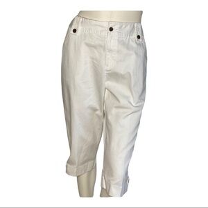 NWT Christopher & Banks White Capris Sz 14P